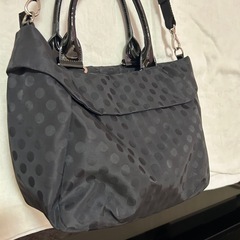 ハンド・ショルダーバッグ　イザック YSACCS  33×23×マチ10.5㌢の画像