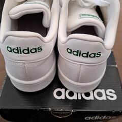 adidasスニーカー26.0cm の画像