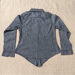 120cm GAPkids ダンガリーシャツ＆カラフルボーダー柄カーディガンセットの画像