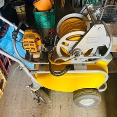 コーシン工業　農機具 肥料撒き機 エンジン農薬散布機 エンジン除草剤散布機 エンジンコンプレッサー一式 の画像