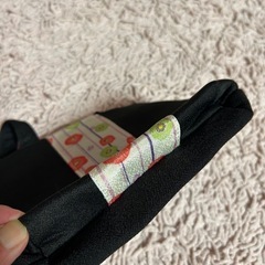 黒花柄トートバッグ　21×17×5センチの画像