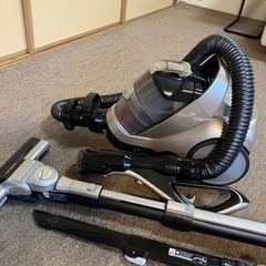 【無料・部品破損要確認】掃除機もらってくださいの画像