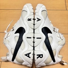 ナイキNIKE スニーカーエアバラージ　28.0cmの画像