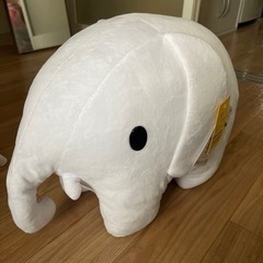 特大ゾウぬいぐるみ