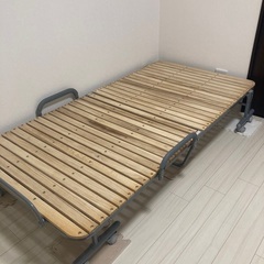 ［16日まで］折りたたみ式のベット