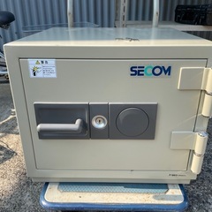 SECOM 　耐火金庫　金庫　カギ2本