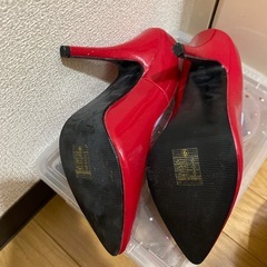 ピンヒール 赤 22.5cmくらいの画像