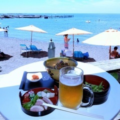 『海の美術館』海の家のお手伝い、大募集！　日払いアルバイト要面談。の画像