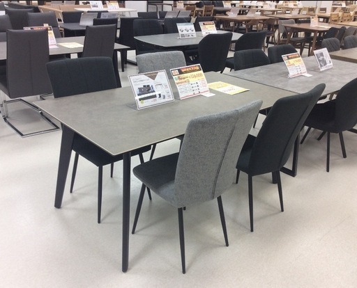 スイートデコレーション　セラミック　ダイニングテーブル