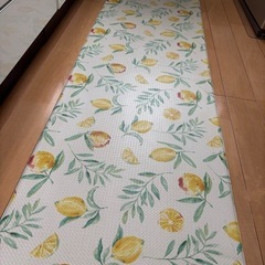 ニトリ　レモン柄キッチンマットの画像