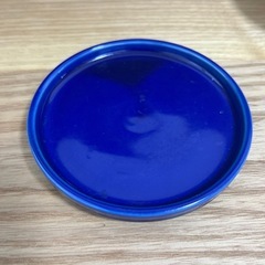 ブルー　蓋付き陶器の画像