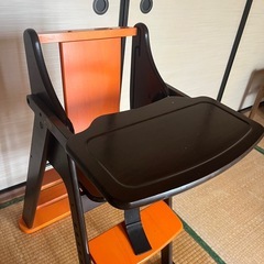 子供用机付きチェアの画像