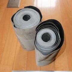 現状 屋根の防水シート 幅30cm 生地 布地 頑丈 除草シート 防草シート 黒 ブラック 建築 大工 材料 素材 の画像