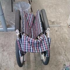 0603-004 車椅子　日進医療器ノーパンクタイヤ背折式　レッグサポート付きの画像