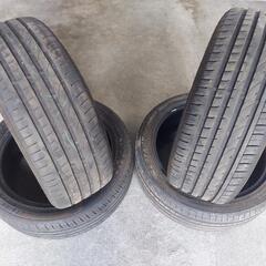 中古タイヤ！！245/45ZR20