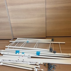 洗濯機上ラック　突っ張り棒