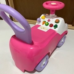 ミニーちゃん キッチン 足蹴り車 コンビカー　キッズカーの画像