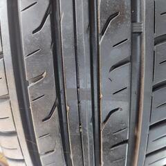 中古タイヤ！！215/70R16の画像