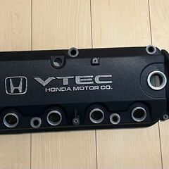 HONDA シリンダーヘッドカバー