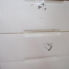 難ありプラスチックチェストの画像