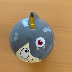 貯金箱の画像