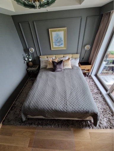 クイーンサイズ ベッドフレームリフトアップ収納付きマットレストッパーとマットレス