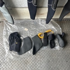 サーフボード　ファンボード　ウェットスーツ3着セットの画像