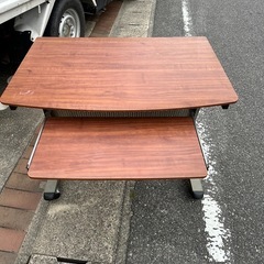 パソコンデスク