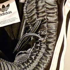 adidas ハーフパンツ（Sサイズ）の画像