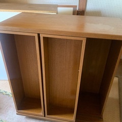 スライド式本棚の画像
