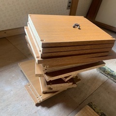 スライド式本棚の画像