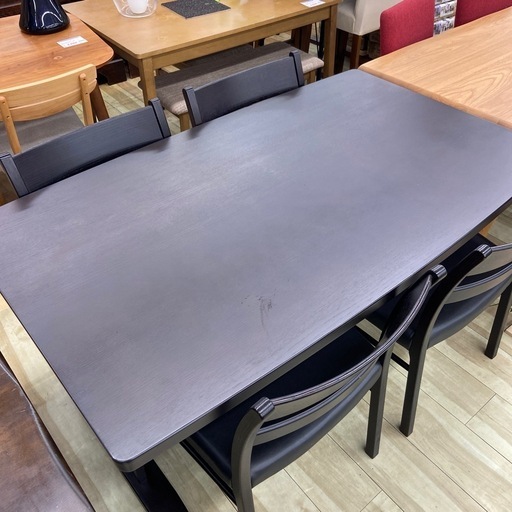 テーブル＋椅子4脚セット　【リサイクルフカツ岡崎倉庫店】250603 NA