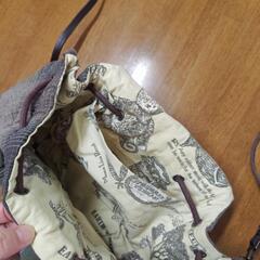 手作りパッチワークのバッグの画像