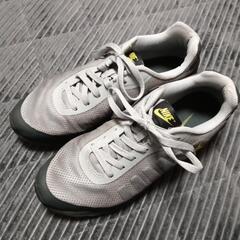  NIKE スニーカー 26.5