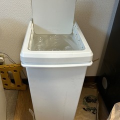 【取引者決定】30Lゴミ箱の画像