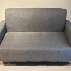 【2,000円】2人掛けソファお譲りします（シンプル／グレー／即引き取り歓迎）の画像