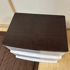 衣装ケースの画像