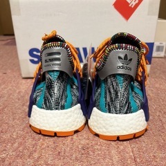 【未使用美品】27cmファレル・ウィリアムス × アディダス NMD HU ソーラーパック "オレンジ"の画像