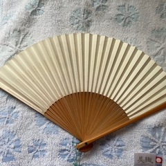 平山郁夫扇子の画像