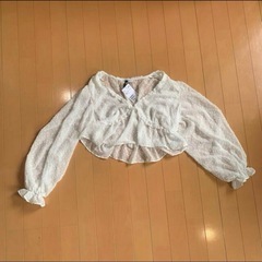 H&M ホワイトブラウス