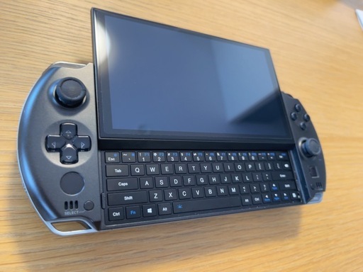【超美品】GPD WIN4 
Ryzen 7 8840U/32GB/2TB