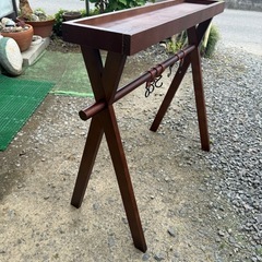 キャンプ 木製ラック の画像