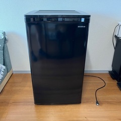 アイリスオーヤマ 冷凍庫 60L ブラック IUSD-6B-B ...