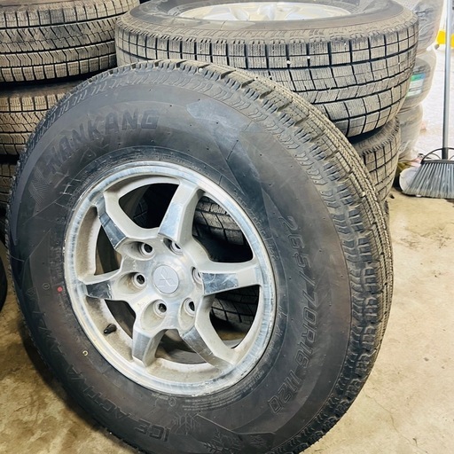 265/70R16　冬タイヤホイール付き４本セット