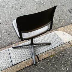 回転式チェアの画像