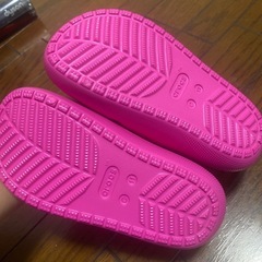 crocs クロックス キッズ サンダルの画像