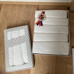 新品未使用　粗品　タオル　４０枚　横浜　美容室　保険会社　旅館　酒屋　車屋　フェイスタオル　の画像