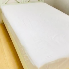 セミダブルベッド