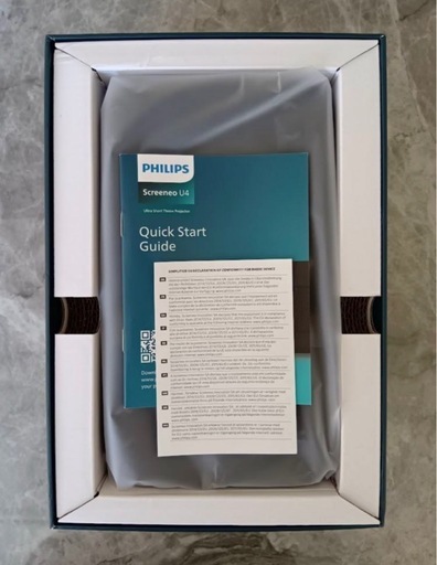 新品　Philips Screeneo U4 超短焦点プロジェクター