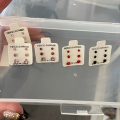 ピアス